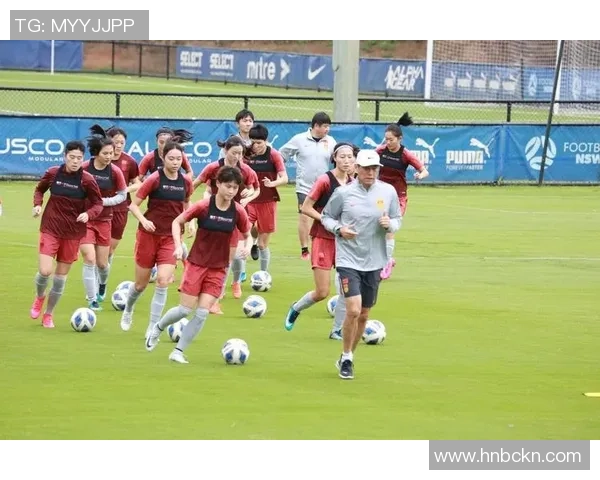 足球明星即将抵达中国进行训练活动引发球迷热切期待与关注 足球明星即将抵达中国进行训练活动引发球迷热切期待与关注